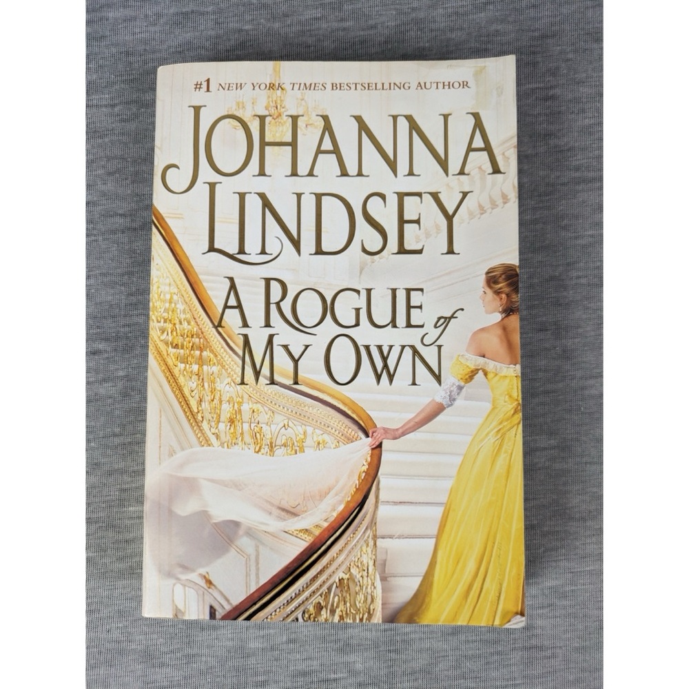 Johanna Lindsey: A Rogue of My Own- Reid Family #3 (Paperback)